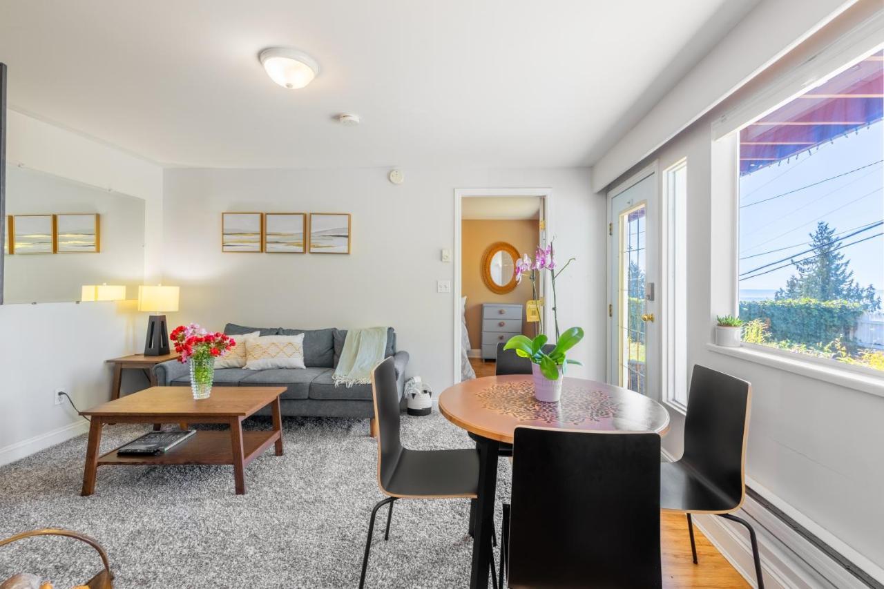 Two Bedroom With Amazing Ocean View North Vancouver Exteriör bild